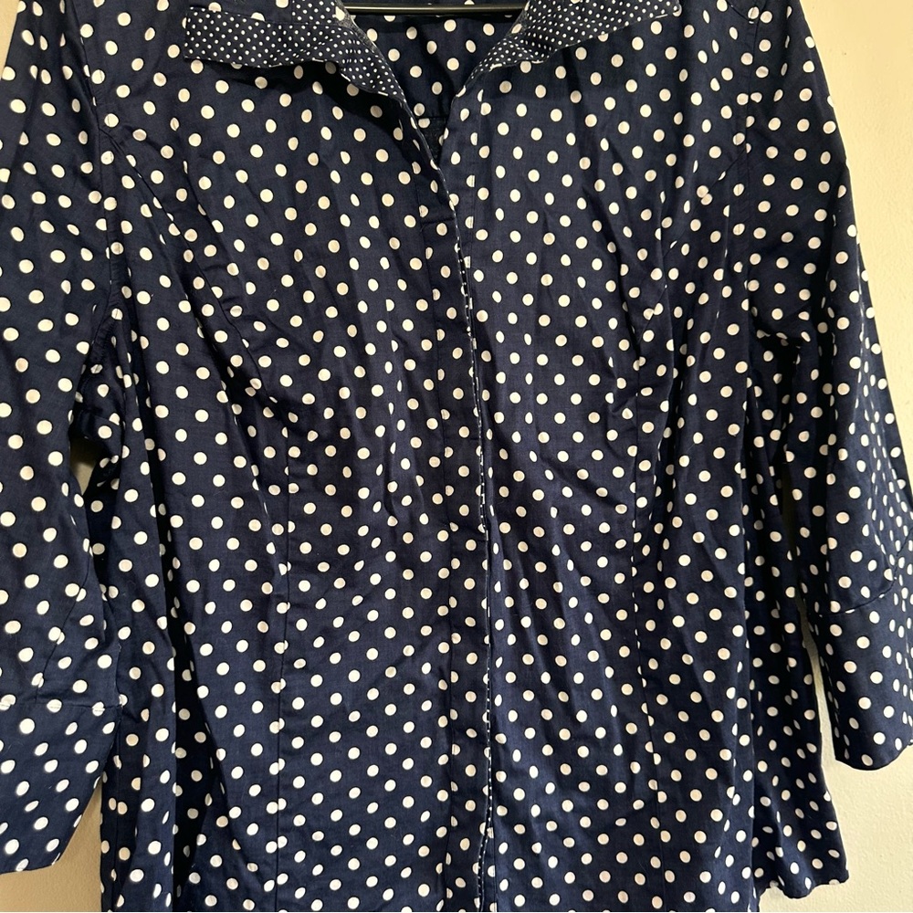 Lane Bryant Business Casual Polka Dot Navy Women's Top - Picture 4 of 6